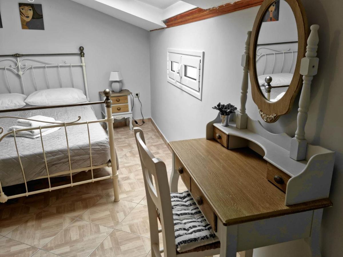 Villa Maxim In Corfu Town Anemomylos Екстер'єр фото